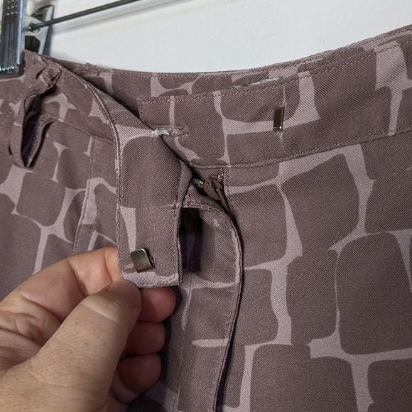 Jamie Sadock Muted Purple Geometric Capri Golf Pant 8 - Picture 3 of 10